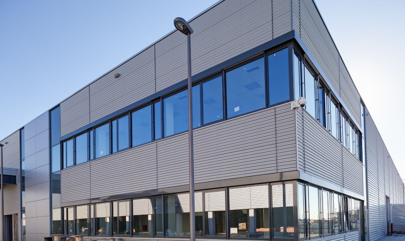 JC_Construcciones_Vidrio_aluminio_fachada
